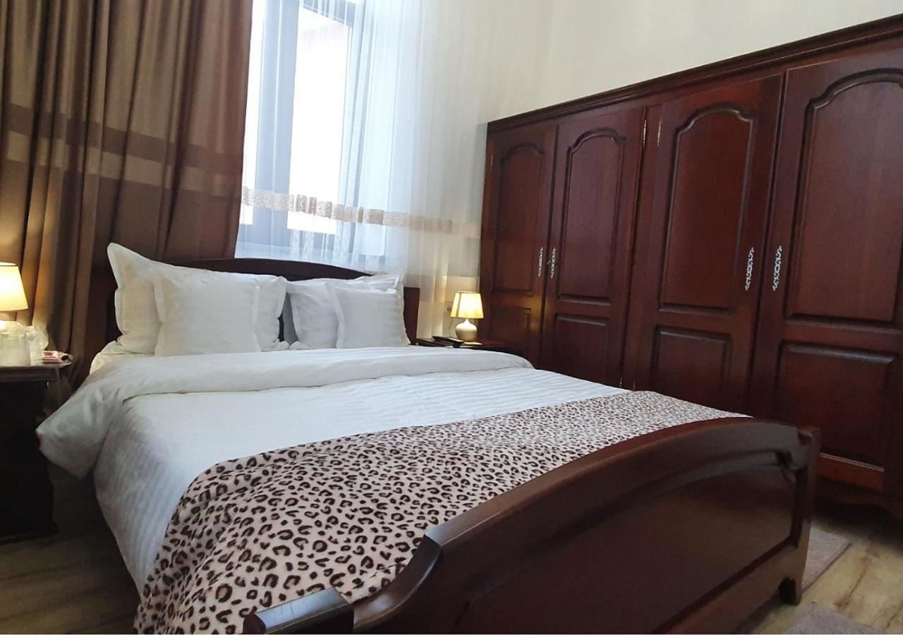 Hotel Casa Domneasca Rarau Câmpulung Moldovenesc Exteriér fotografie